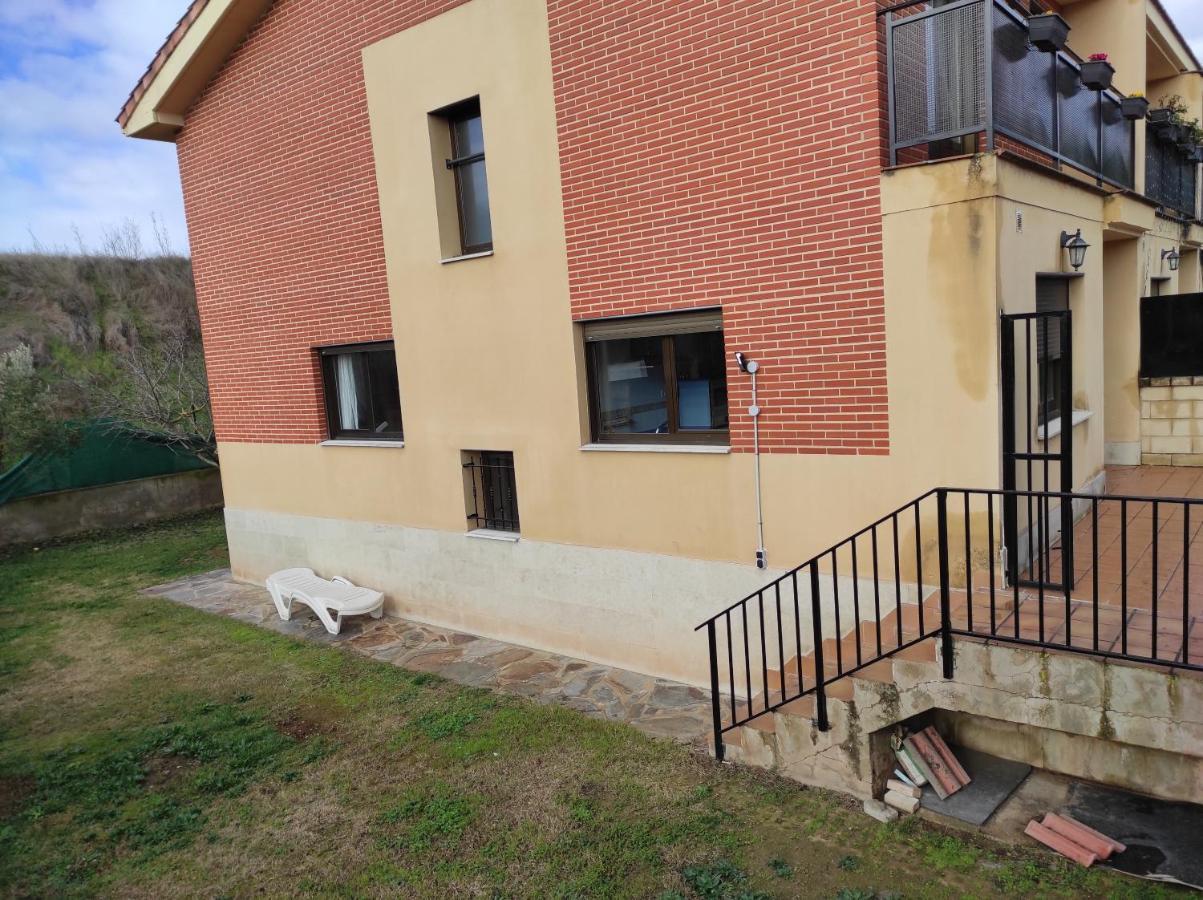 Villa En El Corazon Del Barrio De La Estacion Haro Exterior foto